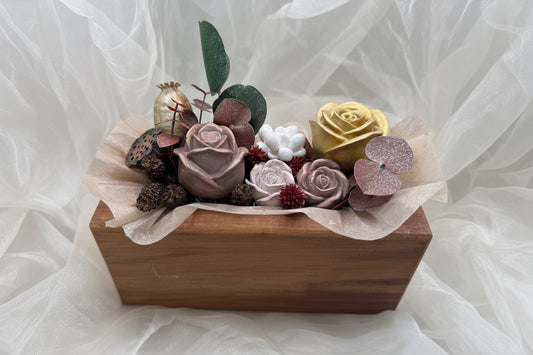 Holzkollektion_Mount_Jura_2026_RosaGold_Braun_Winter1