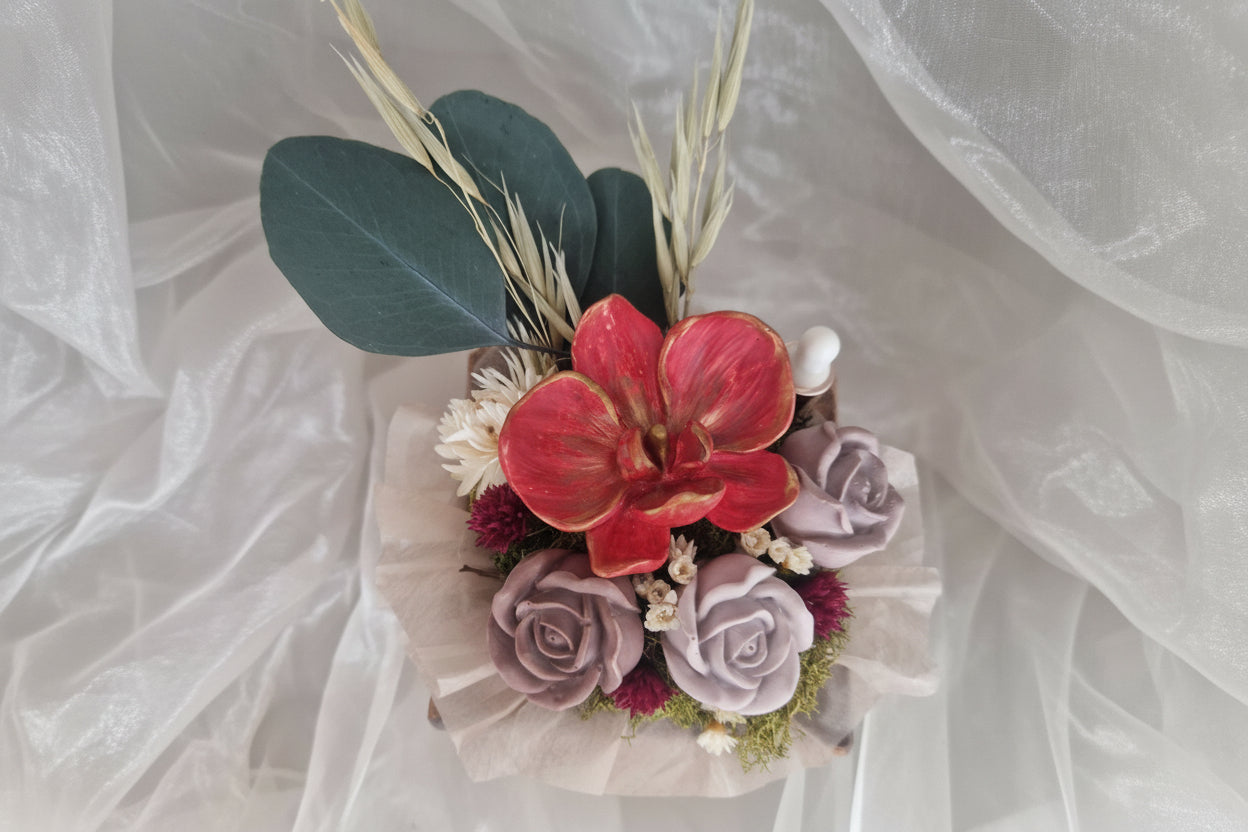 Holzkollektion_Mount_Rigi_2026_Orchidee_rot2